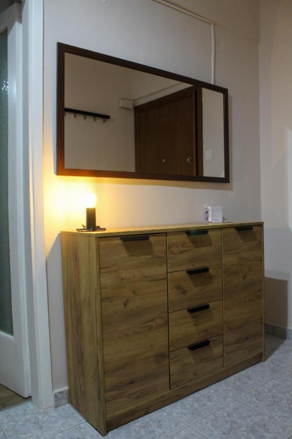Cozy Apartment In The City Center Thessaloniki Exterior photo